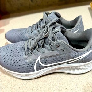 Nike Air Zoom Pegasus 38 TB Gunsmoke Grey White Black